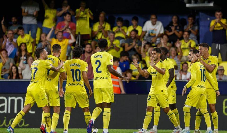 关于加时末段突围战来临，阿斯顿维拉围绕西甲豪取连胜，引发热议，临场指挥获称赞的信息