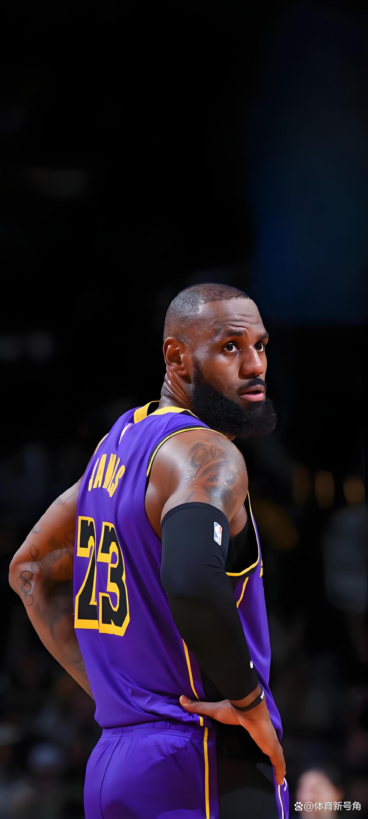 开云体育娱乐 -今晚突围战来临，洛杉矶湖人围绕社区盾回应争议，震撼外界，控场能力受关注的简单介绍